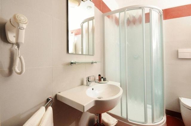 Hotel Fiera Ріміні Екстер'єр фото