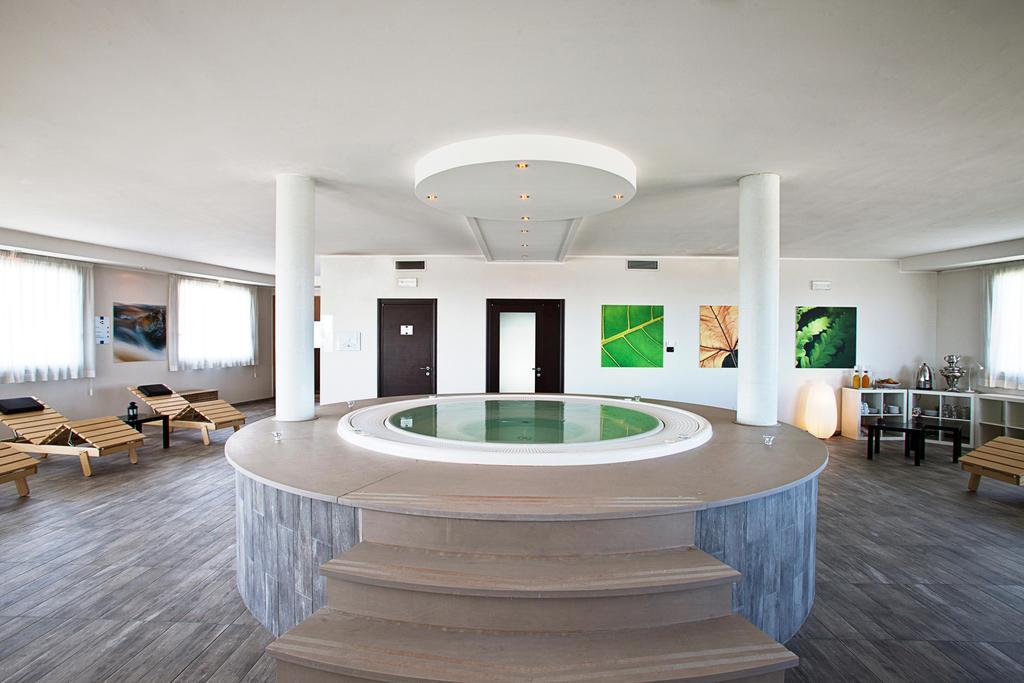 Hotel Fiera Ріміні Екстер'єр фото